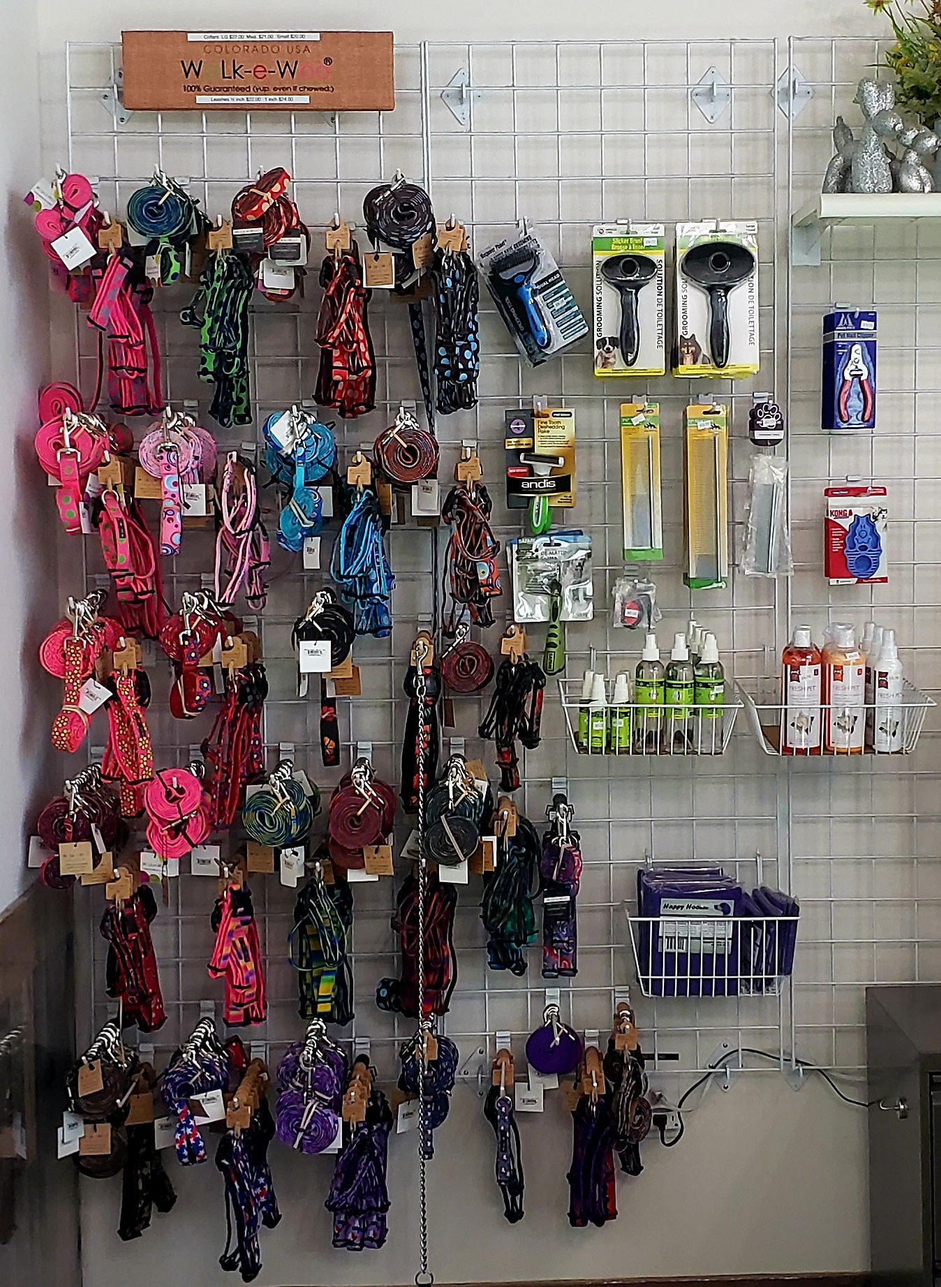 Its A Paw Thang Merchandise - Dog Supplies Northlake Texas 